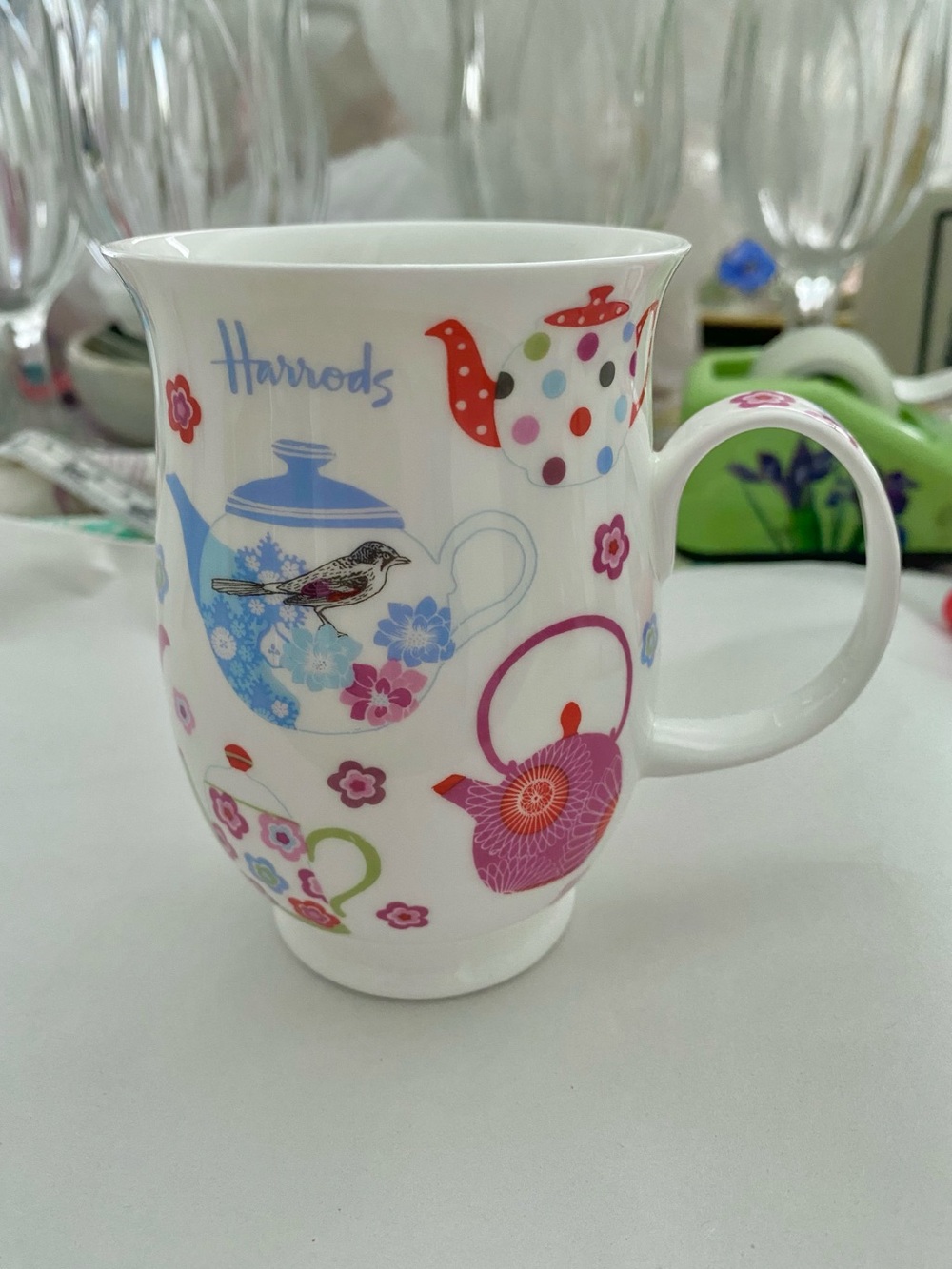 Harrods London, Fine Bone China TEA Mug. w/Teapot & Floral Design. Made in UK.